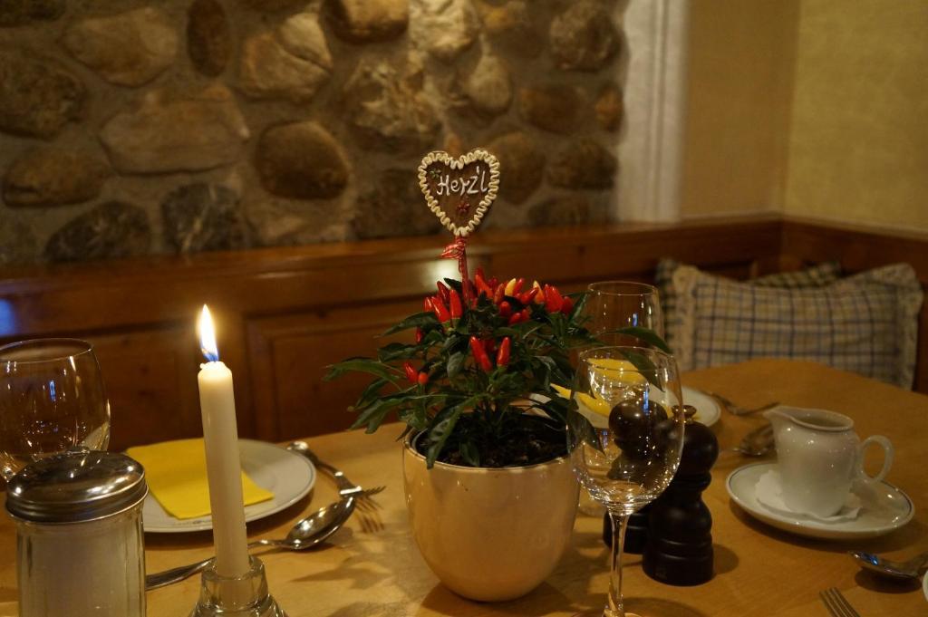 Der Obere Wirt Zum Queri Hotel Андекс Екстериор снимка
