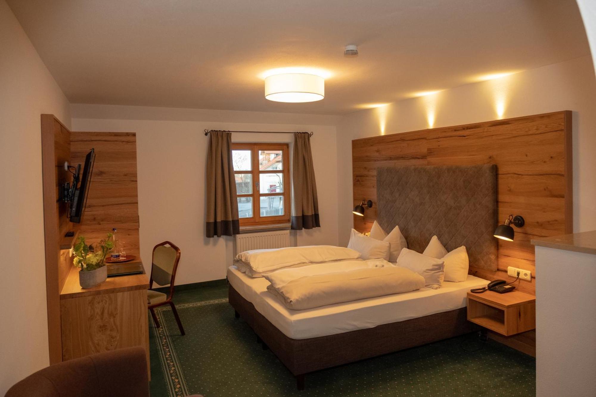 Der Obere Wirt Zum Queri Hotel Андекс Екстериор снимка