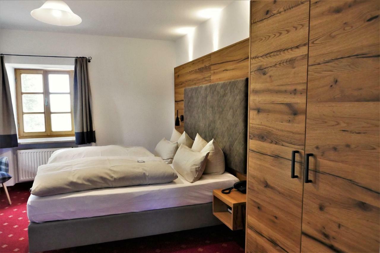Der Obere Wirt Zum Queri Hotel Андекс Екстериор снимка